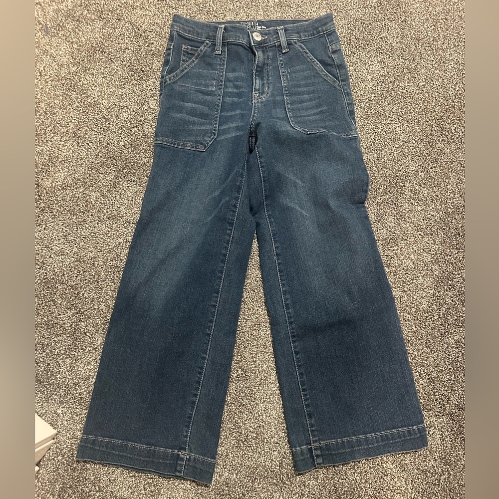Wide Leg Capri Jeans